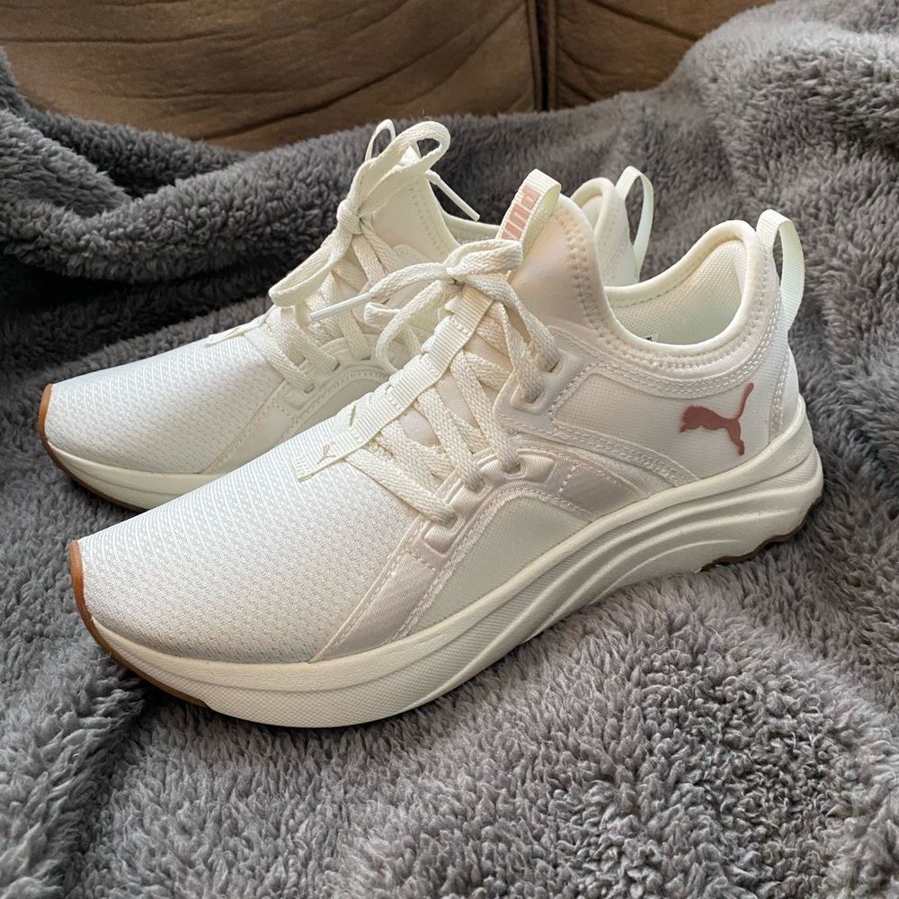 Puma women’s sneakers size 8